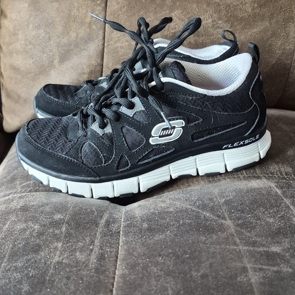 Skechers Shoes - Skechers Sport Women's Black Flexsole Running Athletic Shoes 6